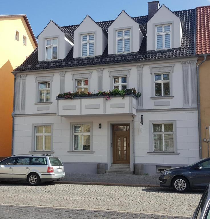 Fewo Am Marktplatz II Eisenhüttenstadt Eksteriør billede